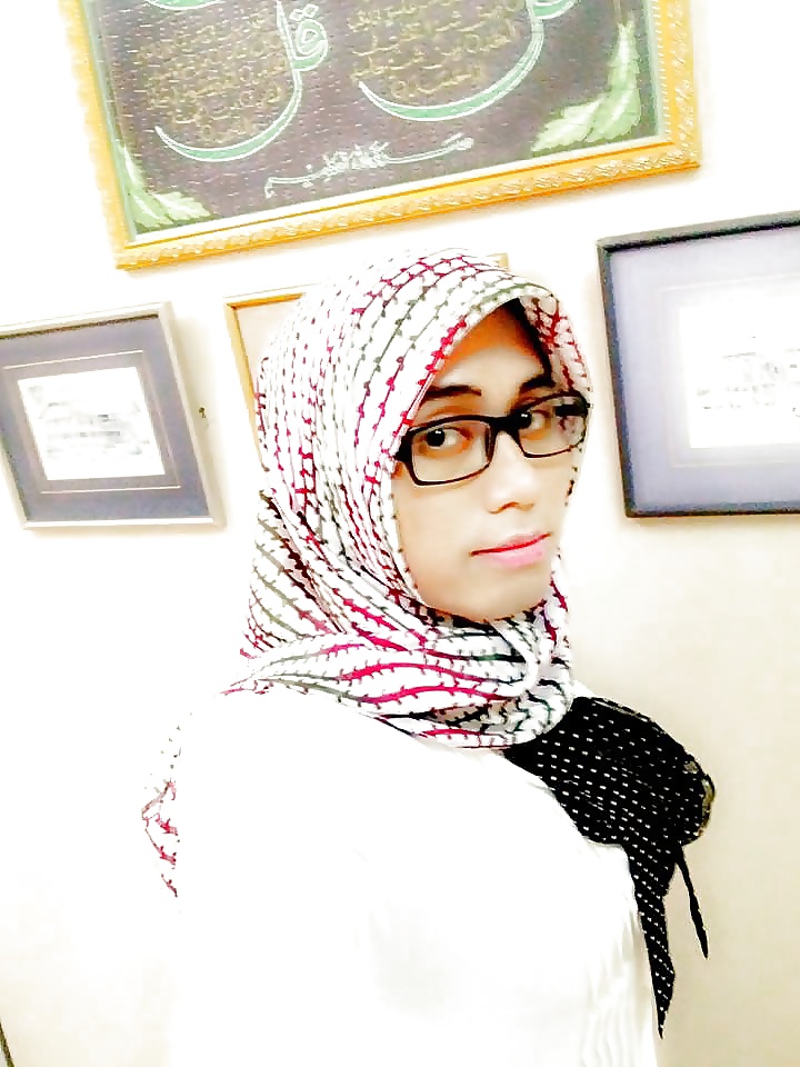 Malay_Hijab_Gurl (15/19)