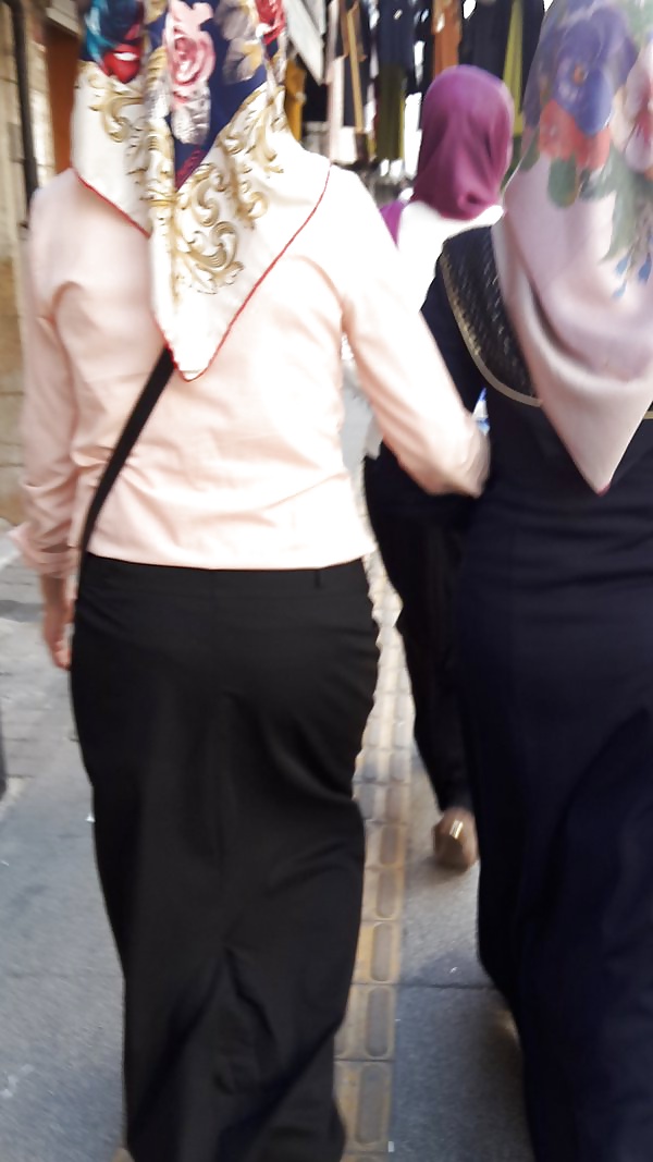 Turkish Sexy Hijab Turban Tanga Candid Butt  (14/15)