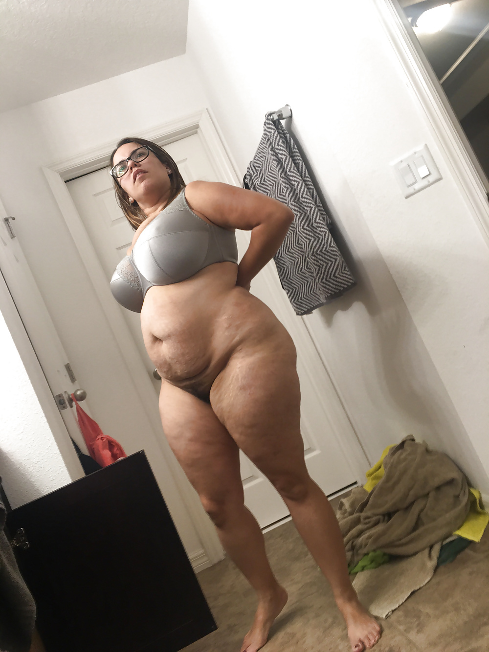 BBW latina with monster boobs (7/35)