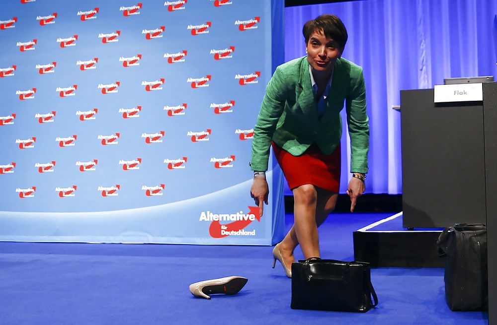 I'd love to lick conservative Frauke Petry's shoes (4/43)