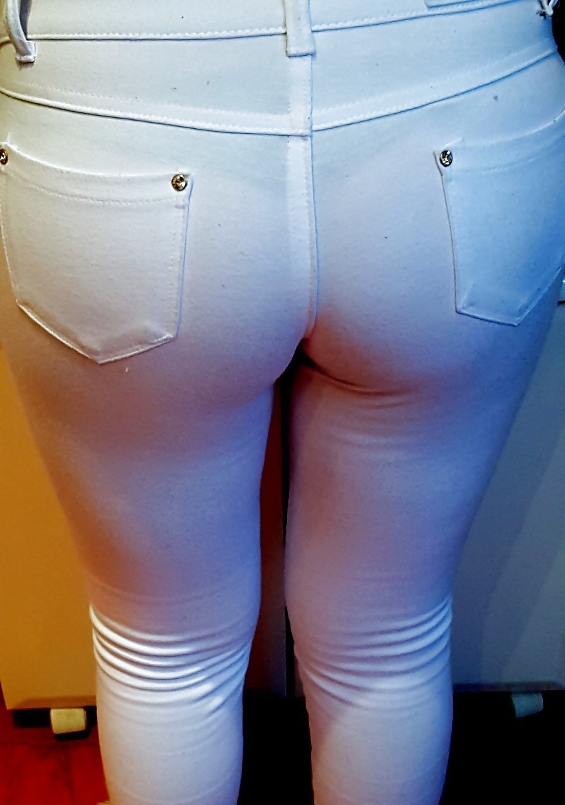 Random Asses in Jeans and Leggings - See Trough  (4/8)