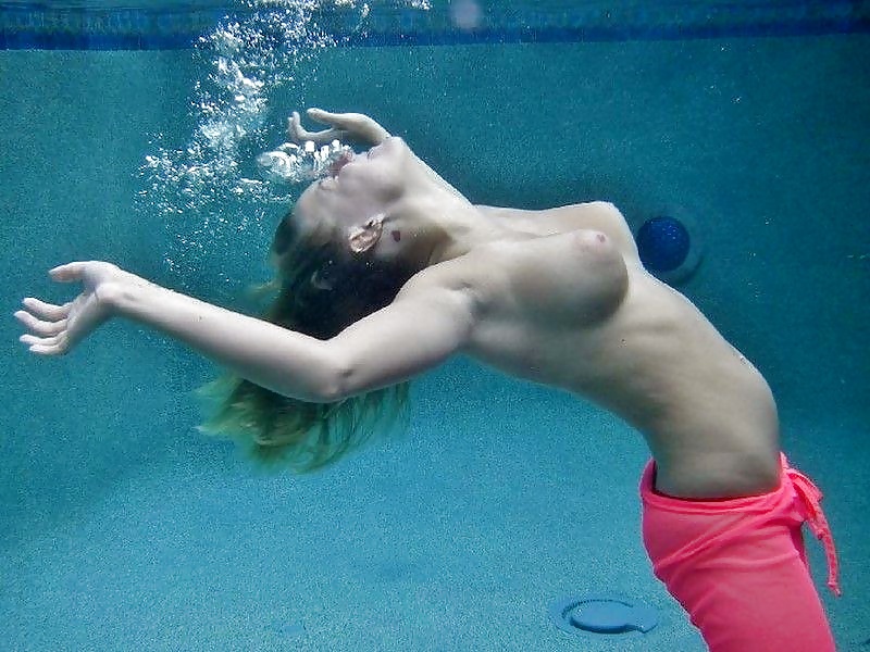 underwater swimming pool - Photo #15.