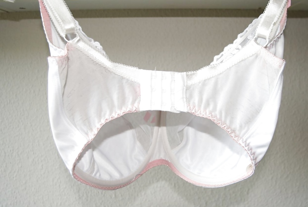 Used_K_cup_bras_in_my_own_collection (18/20)