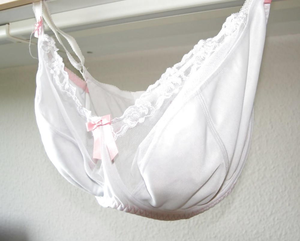 Used_K_cup_bras_in_my_own_collection (16/20)