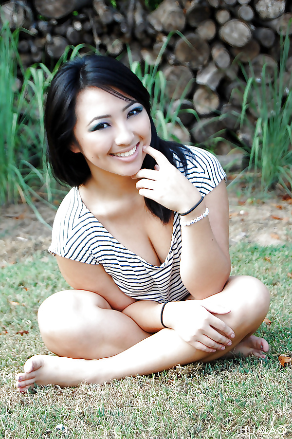 Sexy Hmong girls 2 - Photo #16.