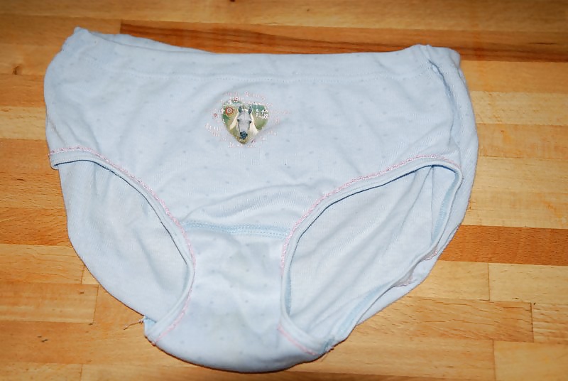 Girls Panties for wanking 1 (3/43)