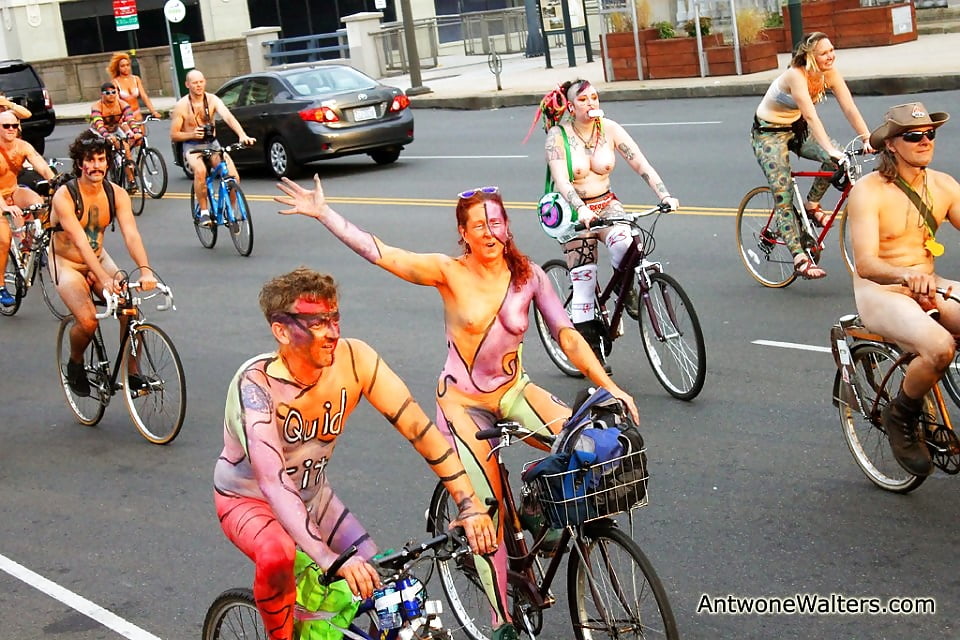 Naked bike ride cycling showing titis & pussies some cocks 7 (23/83)