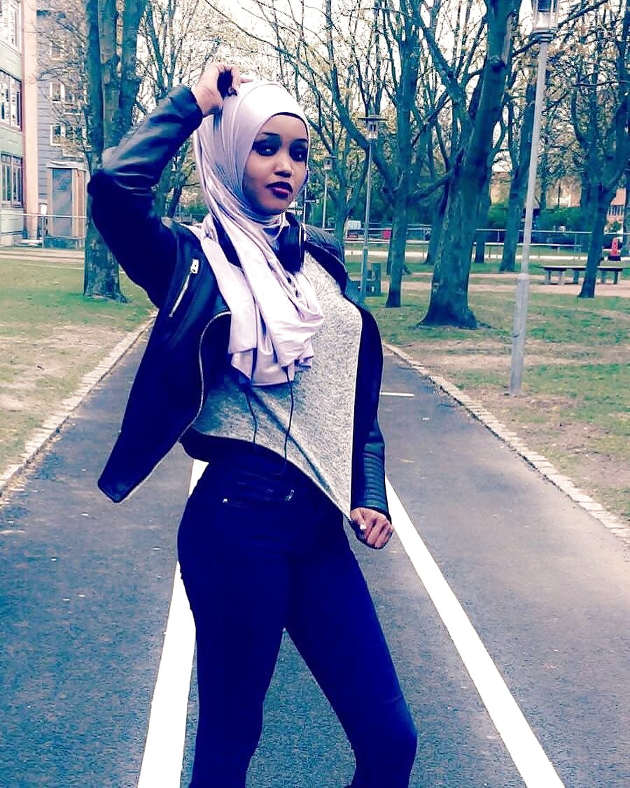 Somali_hijabis (17/53)