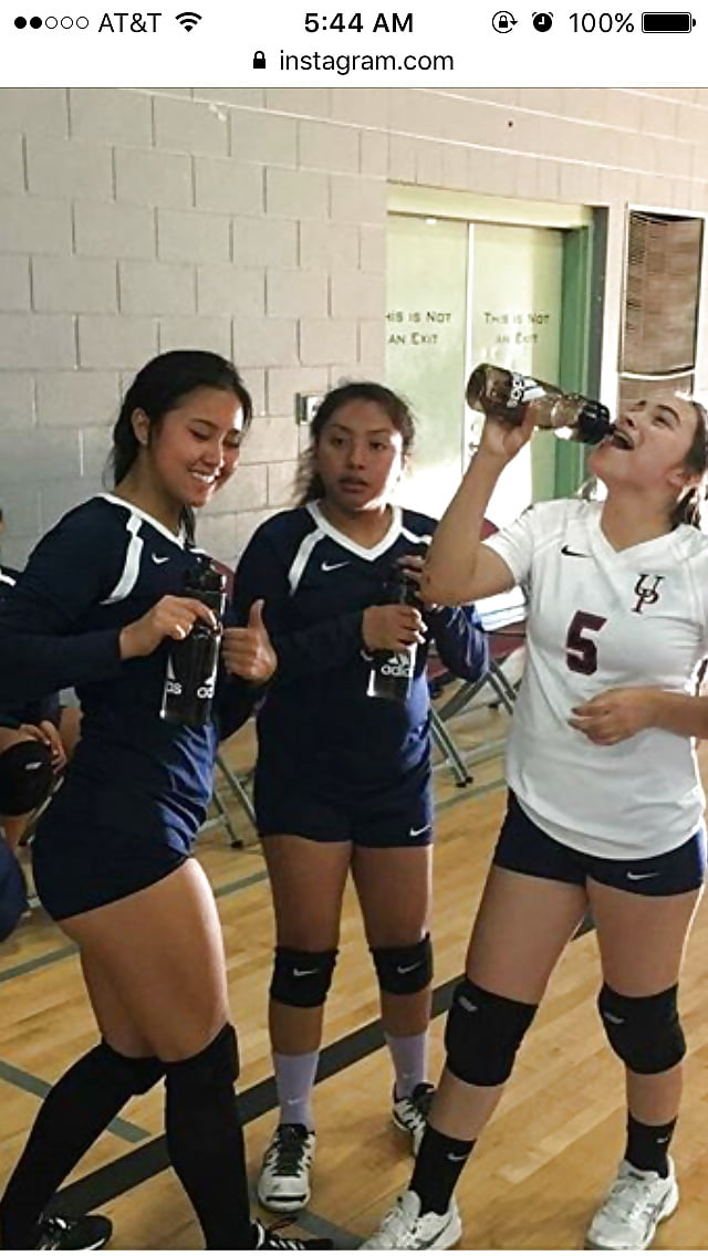 Baby_face_Asian_volleyball_thot (6/12)