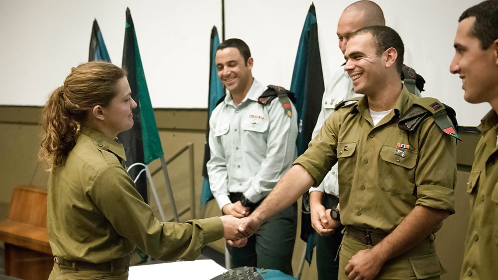 Israel_Tank_Army_Girls (2/12)