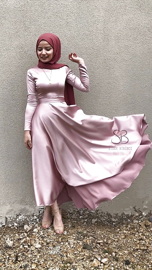 Hijabitch Melayu Baju Ketat Satin (5/5)