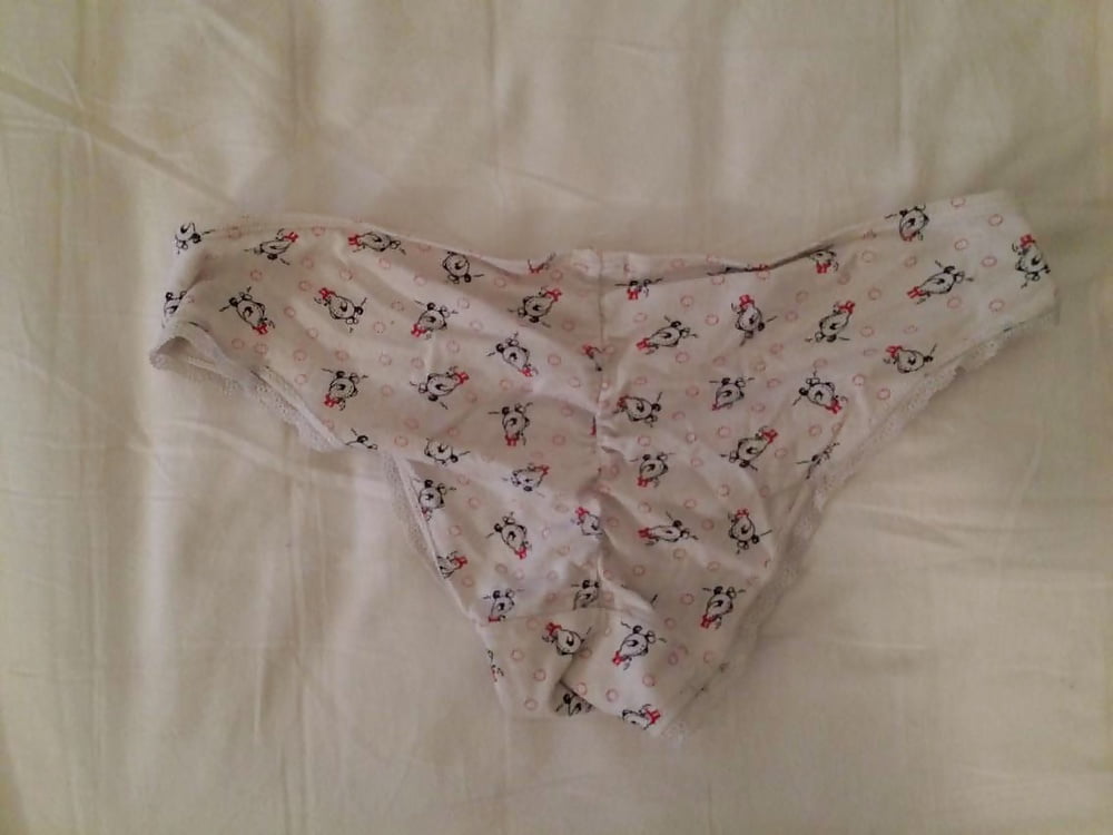 My Girlfriend Sells Her Panties (9/69)