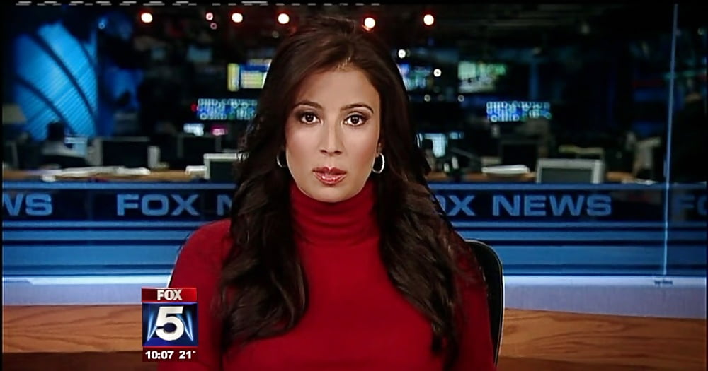 Hot, sexy fox news anchor julie banderas (1/62) .