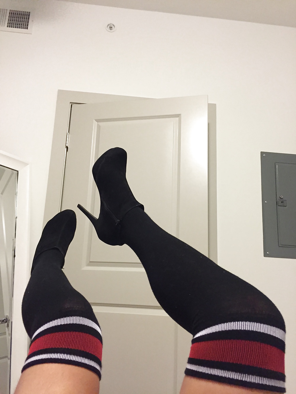 Knee high socks with boots (15/22)