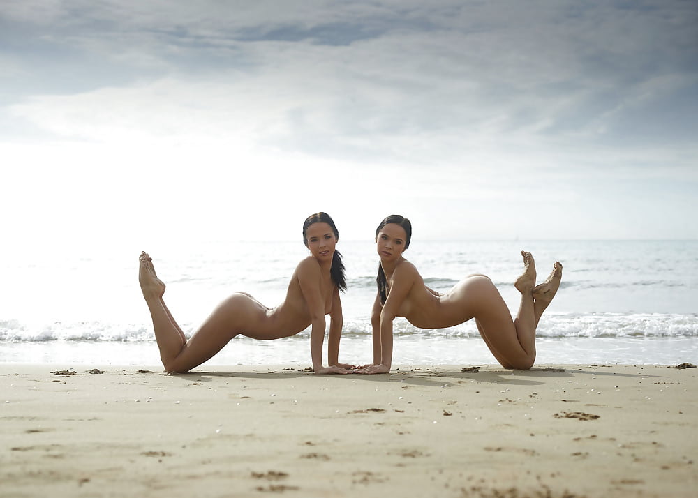 twins Julietta Magdalena - Flexi Nudists - Photo #61.