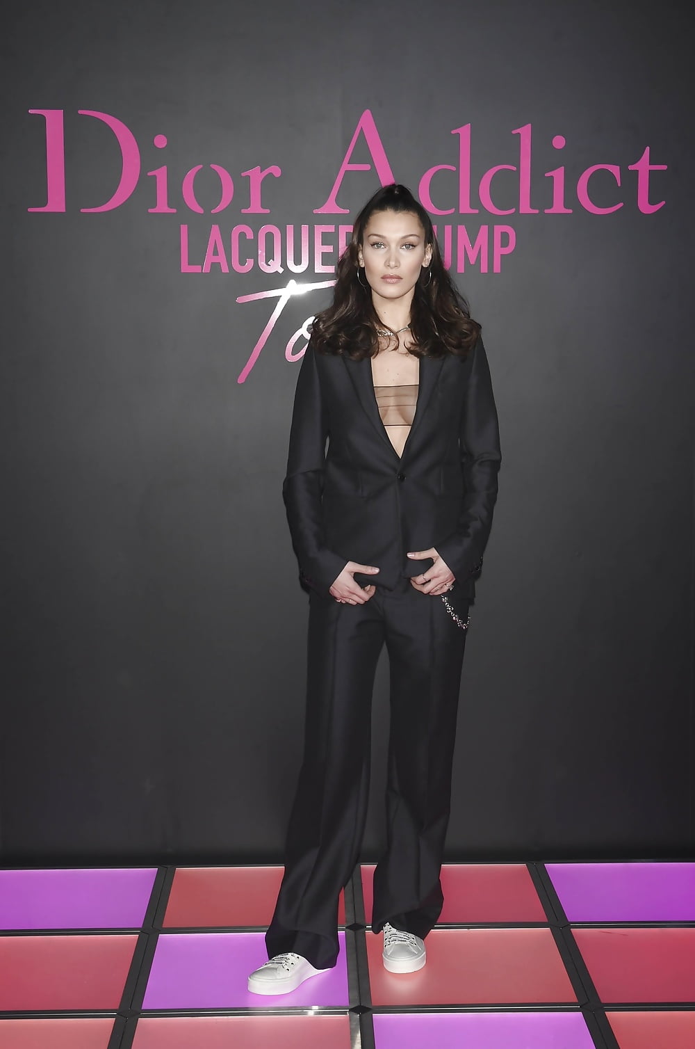 Bella Hadid Dior Addict Lacquer Plump Party Tokyo 4-10-18 (3/11)