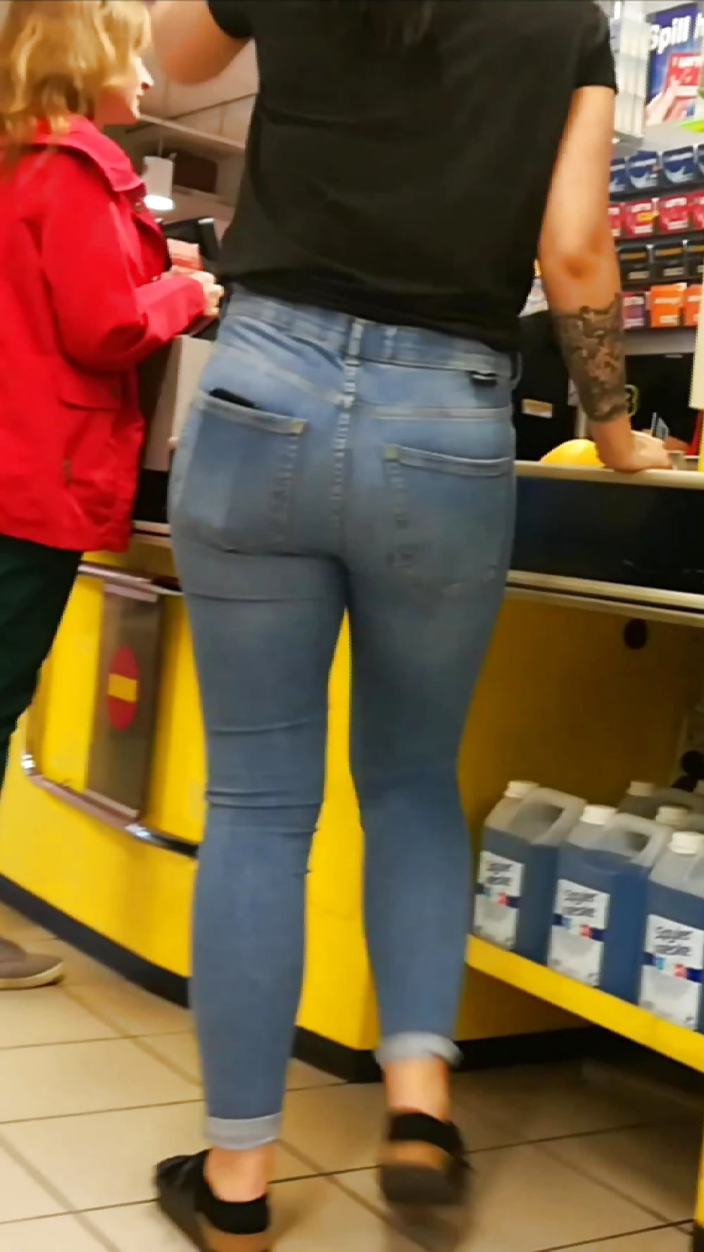 Sexy Mature in jeans (8/44)