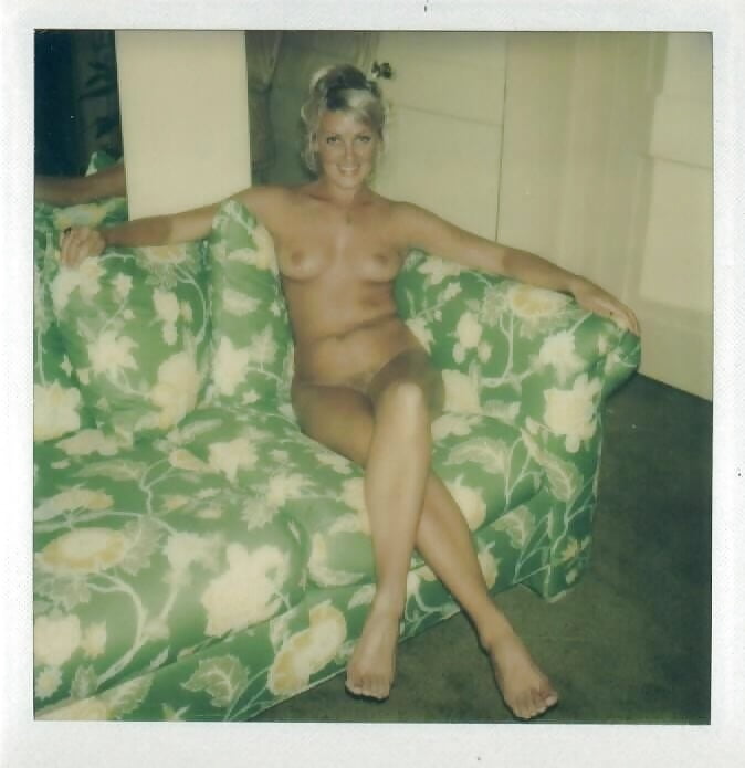 Pretty vintage Dianne nude (11/15)