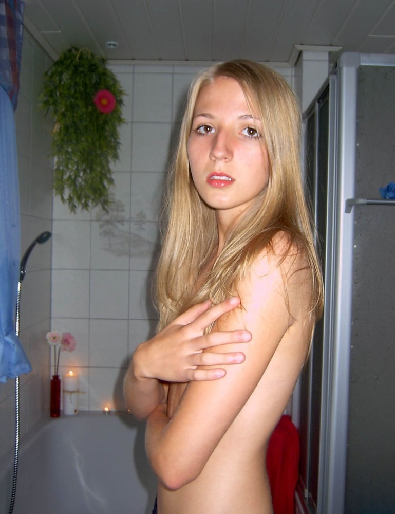 18 nacktbilder Nackte Teenager