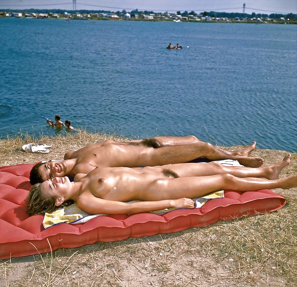 Nudist resort uncensored - 🧡 Голые Нудисты Отдыхают Семьями Видео Фото.