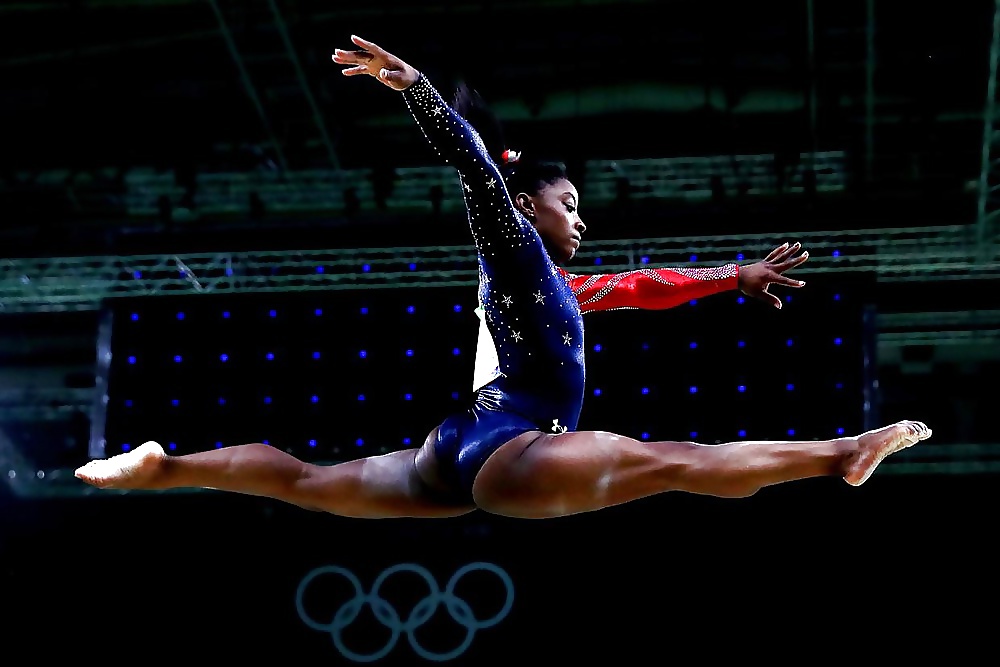 Rio Olympic gold medalist Simone Biles (8/16) .