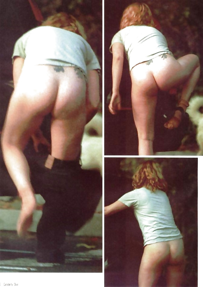 gorgeous Drew Barrymore nude pics (3/16) .