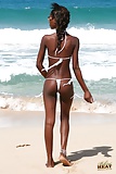 Very_Skinny_Hot_Ebony_on_the_Beach (19/89)