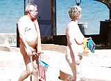 Joyous_couples_that_like_to_stroll_naked (8/29)