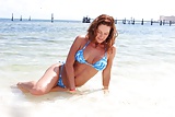 mature redhead with hot body shows her new bikinis (5/10)