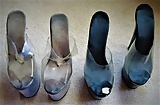 Womens_well_worn_and_soiled_shoes (8/8)