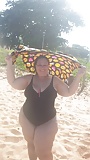 Elizangela Valencia na praia (25)