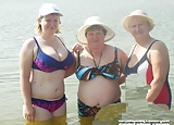 Grannies_in_bikini (9/27)