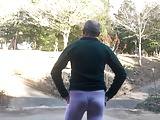 Public_park_wearing_leggings_and_thong (5/11)