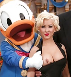 Celebs 072 - Christina Aguilera & Donald Duck (2)