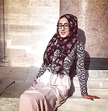 Sexy paki hijabi mosque teacher (3/6)