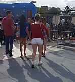 Candid Street Pics of Women in Tight Short Shorts (18)