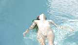18_girl_naked _pool_and_underwater (18/38)