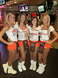 Hooters Girls Left Middle Right What One Would You Fuck (14)