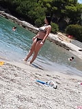 Greek mother at the beach (7)