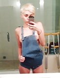 Miley_Cyrus _Naked_Sauna_Tits_-_Ameman (4/4)