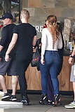 Mariah_Carey_On_The_Street_Wearing_Blue_Jeans_ (6/7)