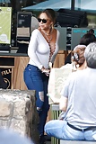 Mariah_Carey_On_The_Street_Wearing_Blue_Jeans_ (1/7)