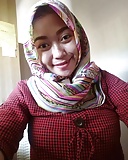 indonesian_jilbab_hijab_babe_with_big_boobs (15/18)