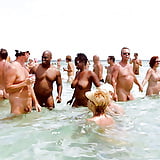 Nude beach activities (10)