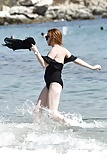 Lindsay_Lohan_on_the_beach_in_Mykonos _Greece_6-29-17 (20/32)