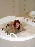 Amateur Redhead posing in bathtub - Hottie (16/44)