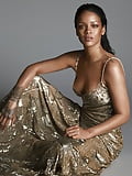 Rihanna (3/20)