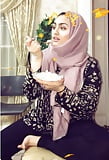 19_year_old_paki_hijabi_with_sexy_feet (6/14)