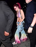 Bella_Thorne_Clubbing_in_NY_with_a_Wet_Bikini_Top__7-18-17 (22/25)