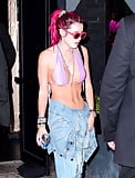 Bella_Thorne_Clubbing_in_NY_with_a_Wet_Bikini_Top__7-18-17 (13/25)